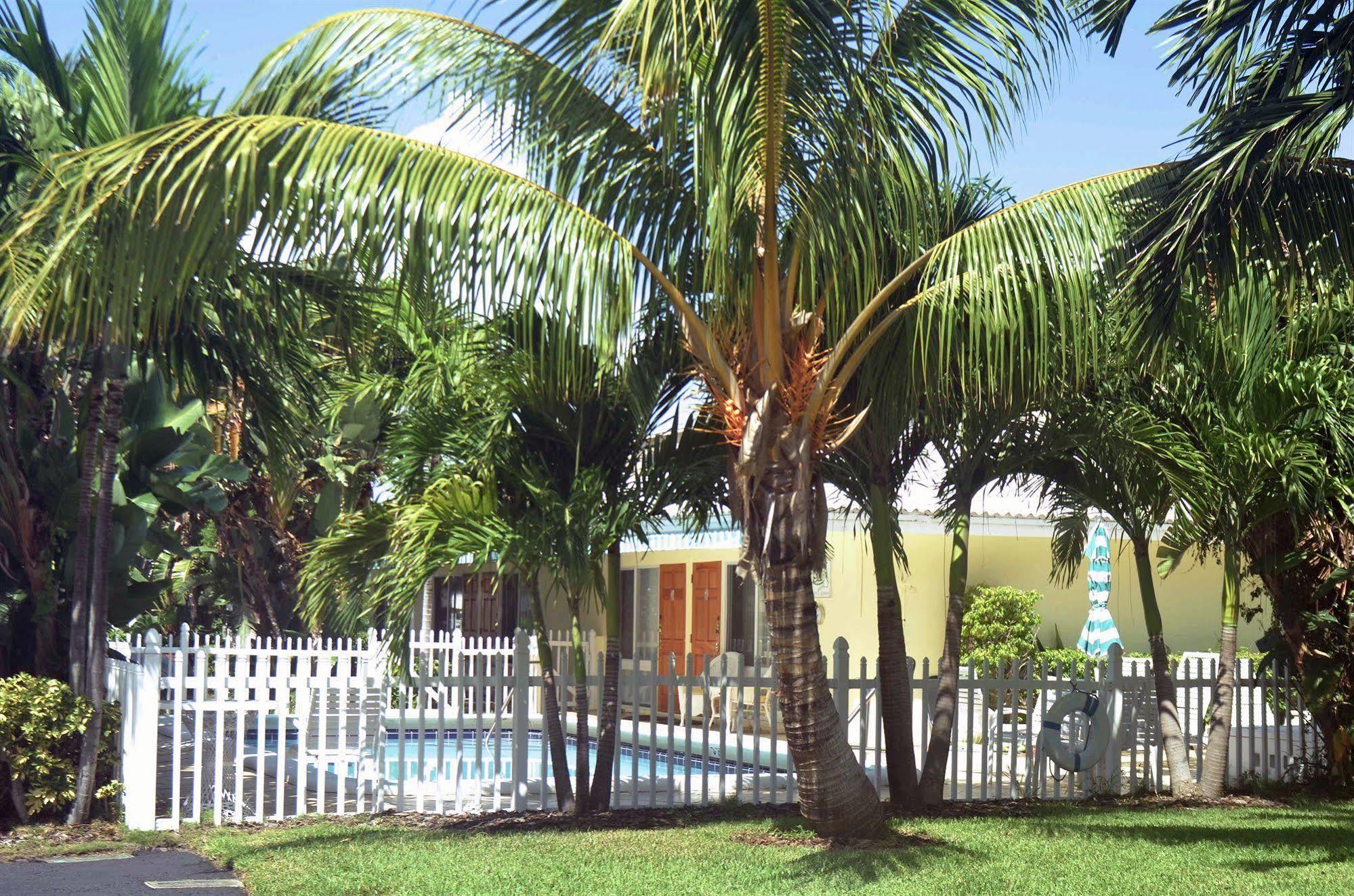 דירות פומפנו ביץ' Pineapple Place מראה חיצוני תמונה